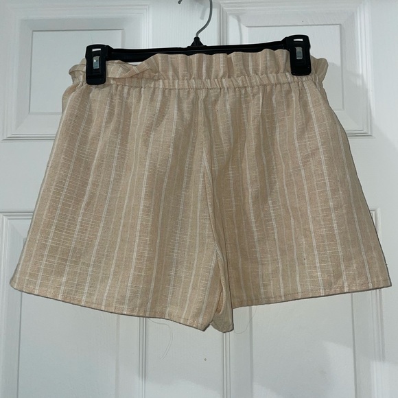 Striped paperback shorts - Picture 4 of 8